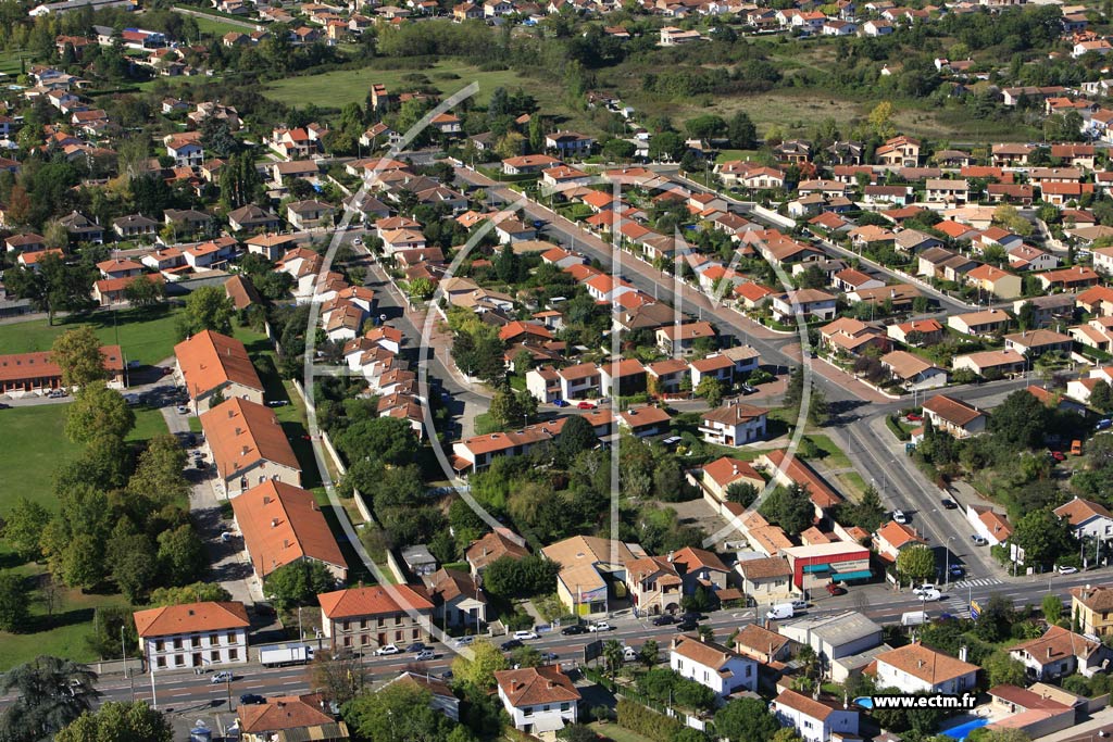 Photo arienne de Montauban  - les Cedres