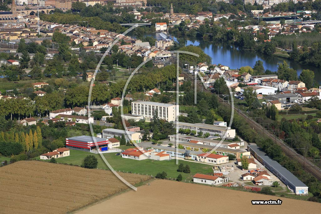 Photo arienne de Montauban  - Rouges