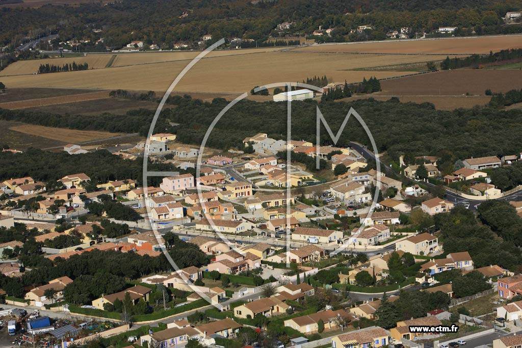 Photo arienne de Donzere - Cite des Chenes