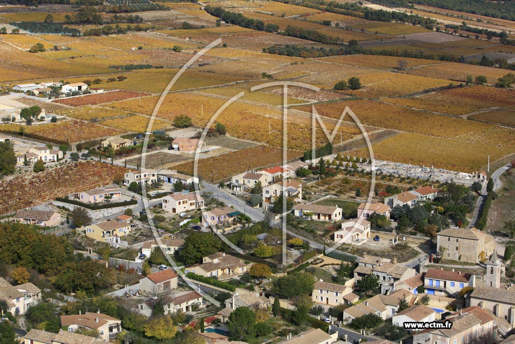 Photo arienne de Saint Maurice sur Eygues