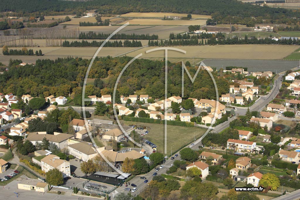 Photo arienne de Saint Paul Trois Chateaux
