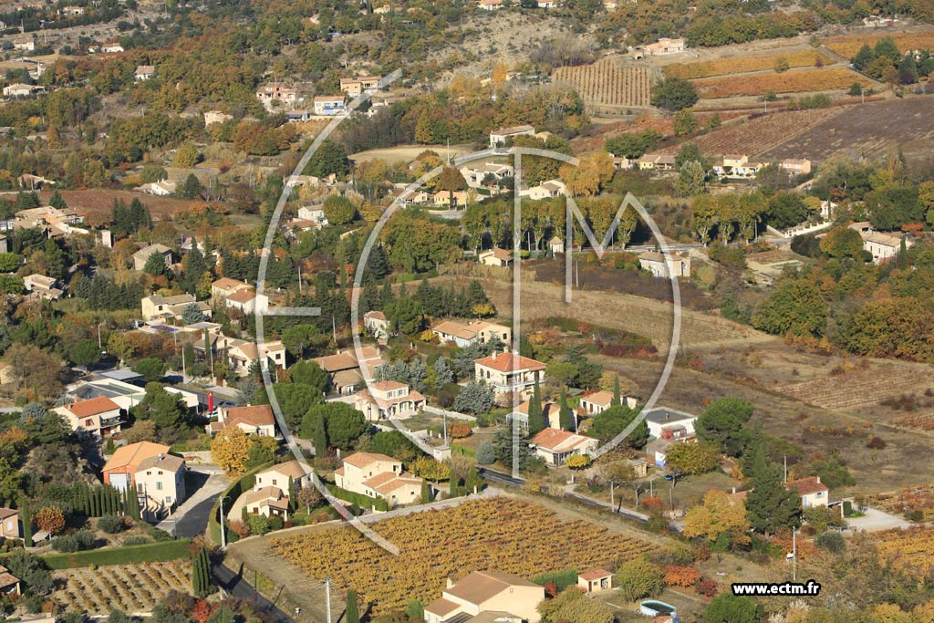 Photo arienne de Mirabel aux Baronnies