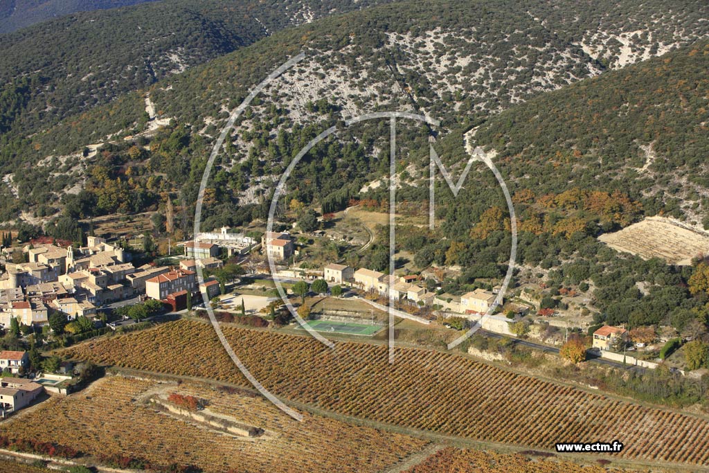 Photo arienne de Rousset les Vignes