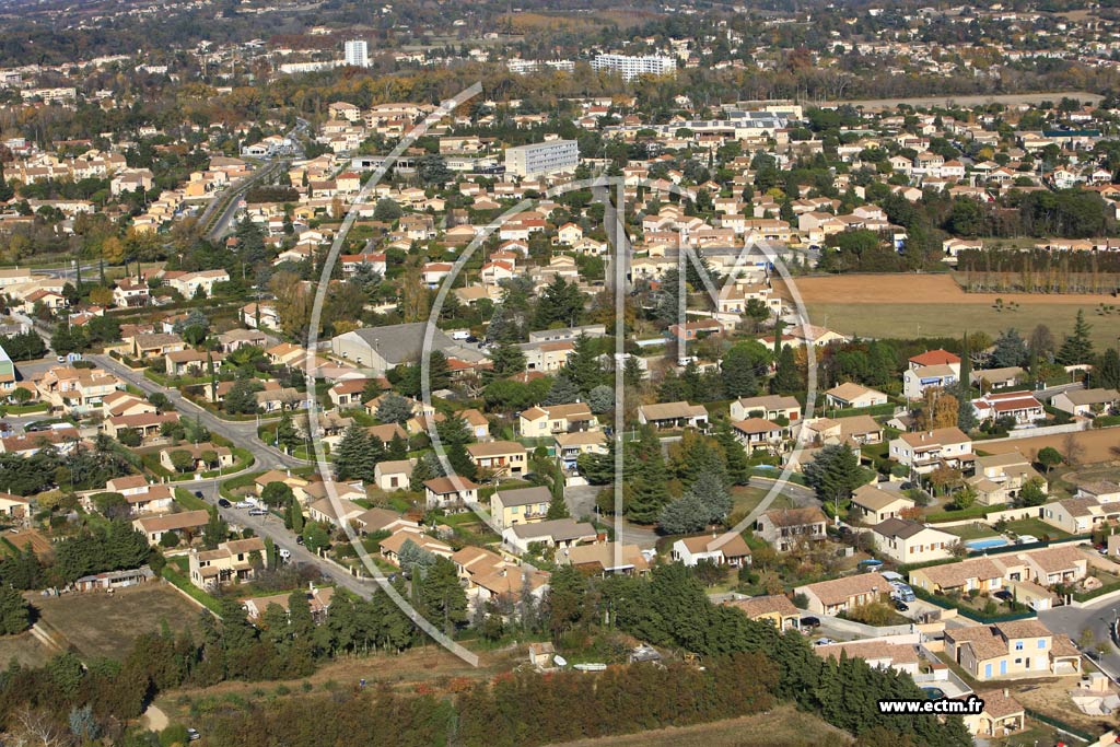 Photo arienne de Montelimar - les Cedres