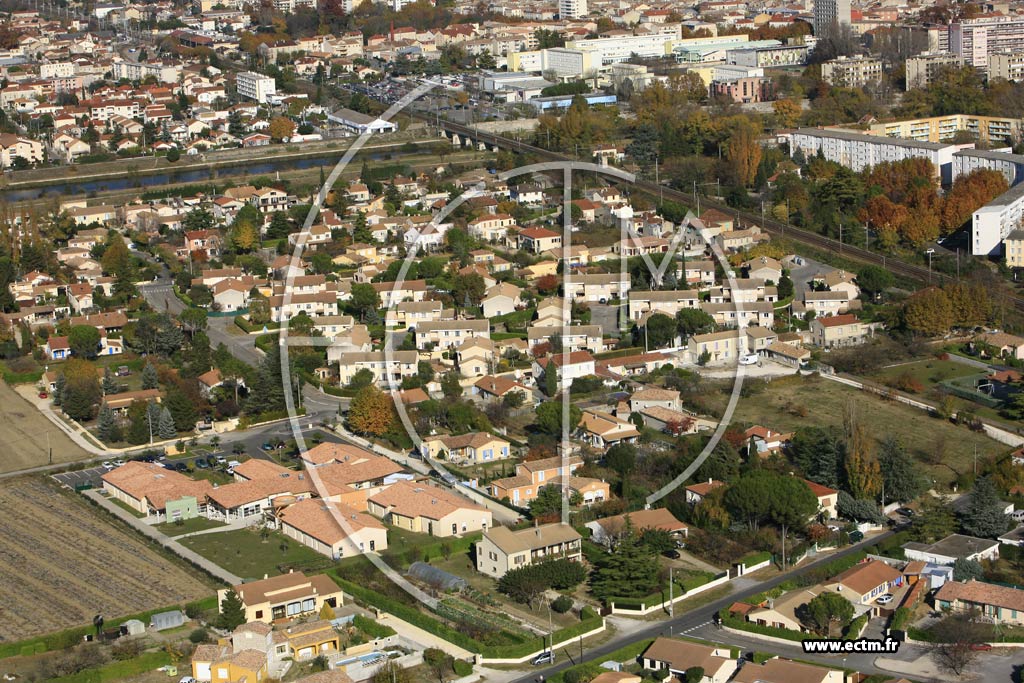Photo arienne de Montelimar - les Combes