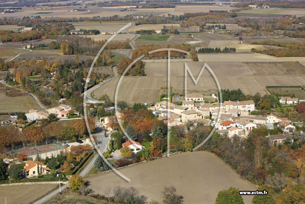 Photo arienne de Portes en Valdaine
