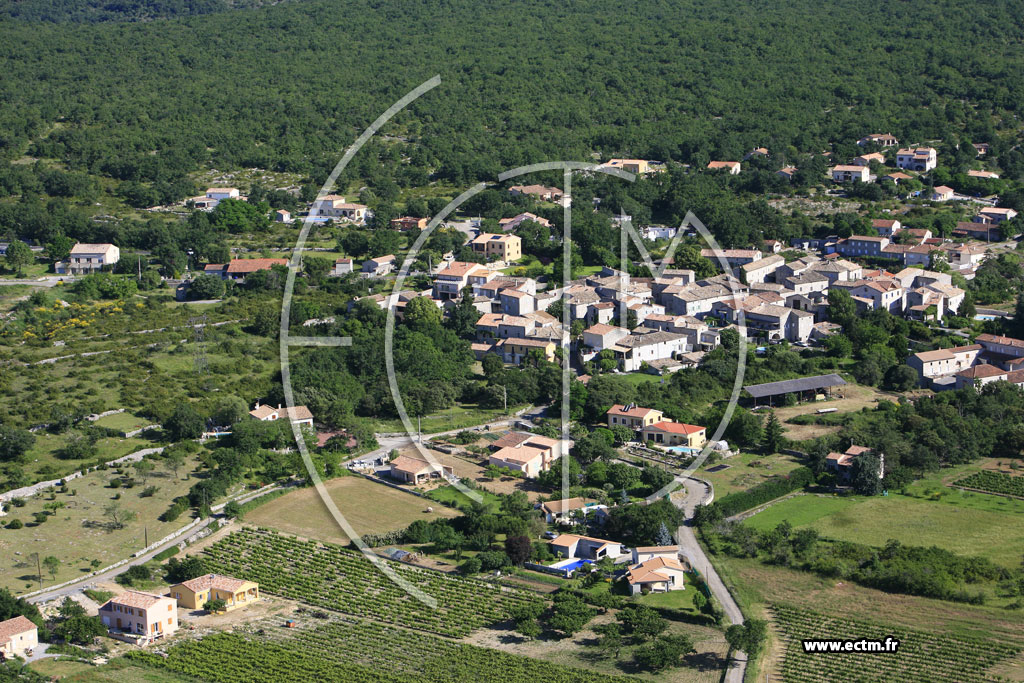 Photo arienne de Lussas (Eyriac)
