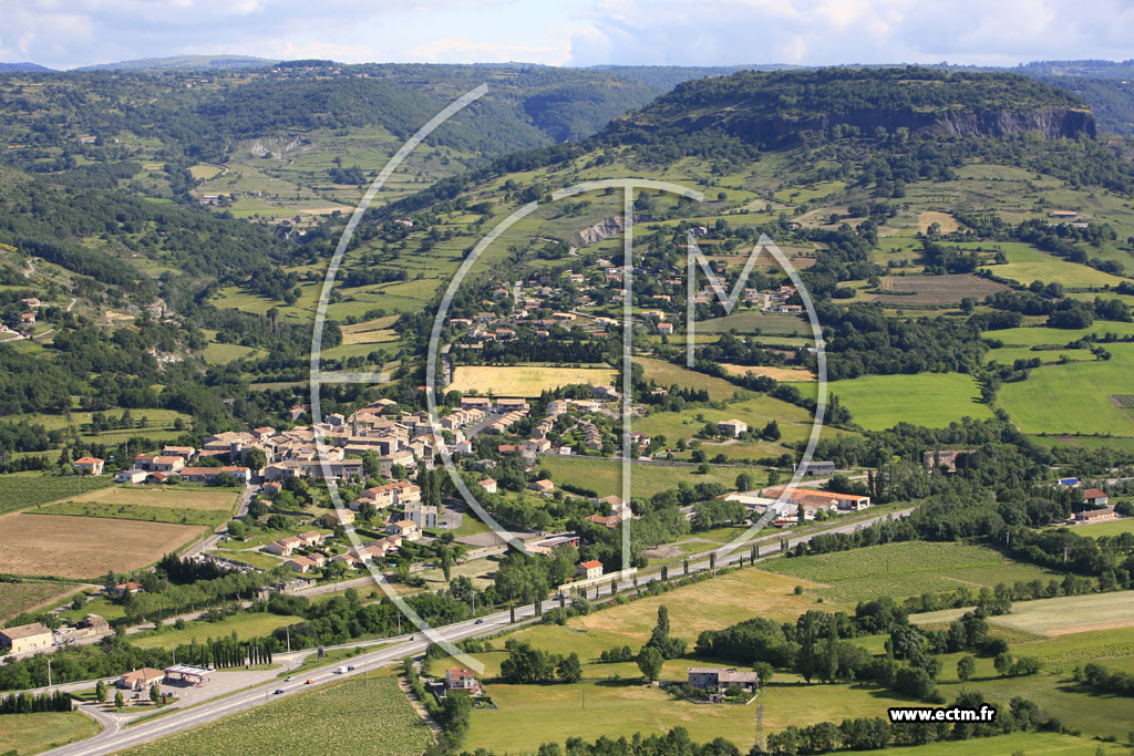 Photo arienne de Saint Jean le Centenier