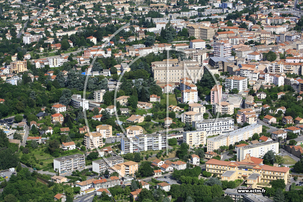 Photo arienne de Aubenas