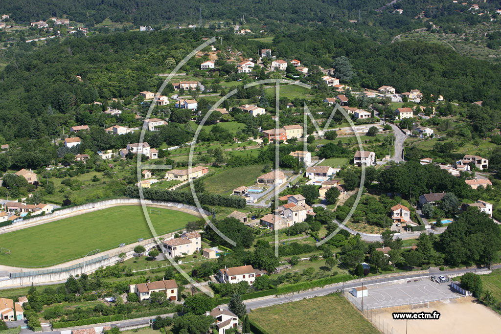 Photo arienne de Saint Etienne de Fontbellon
