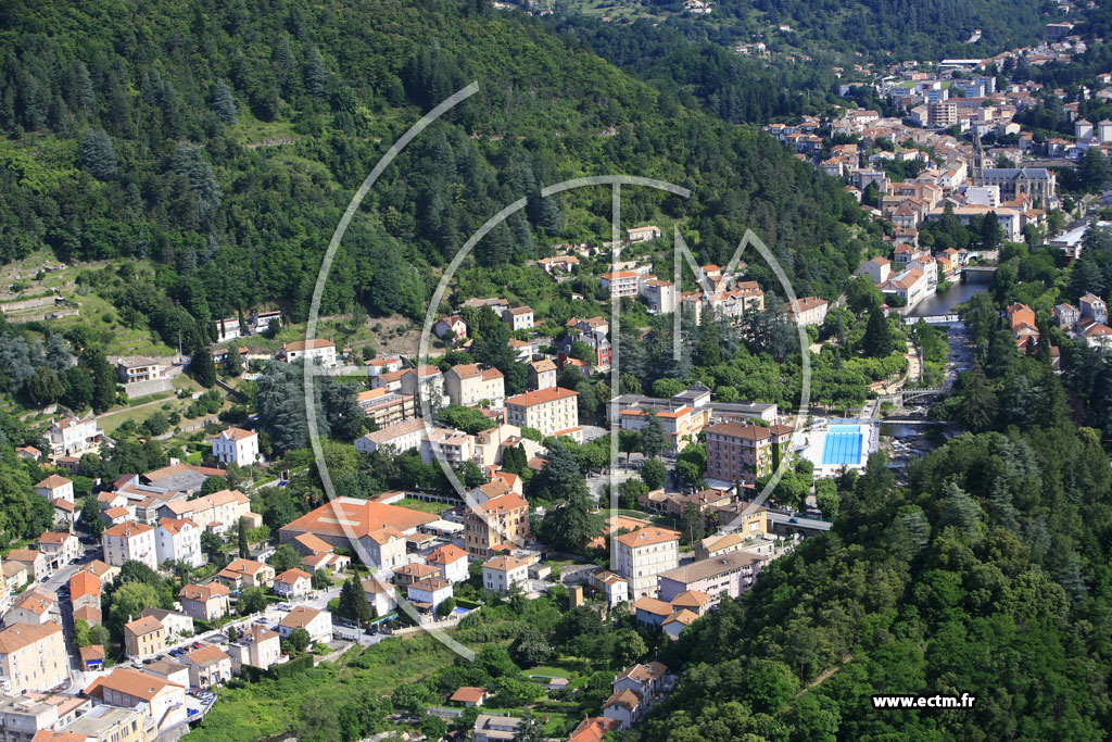 Photo arienne de Vals les Bains