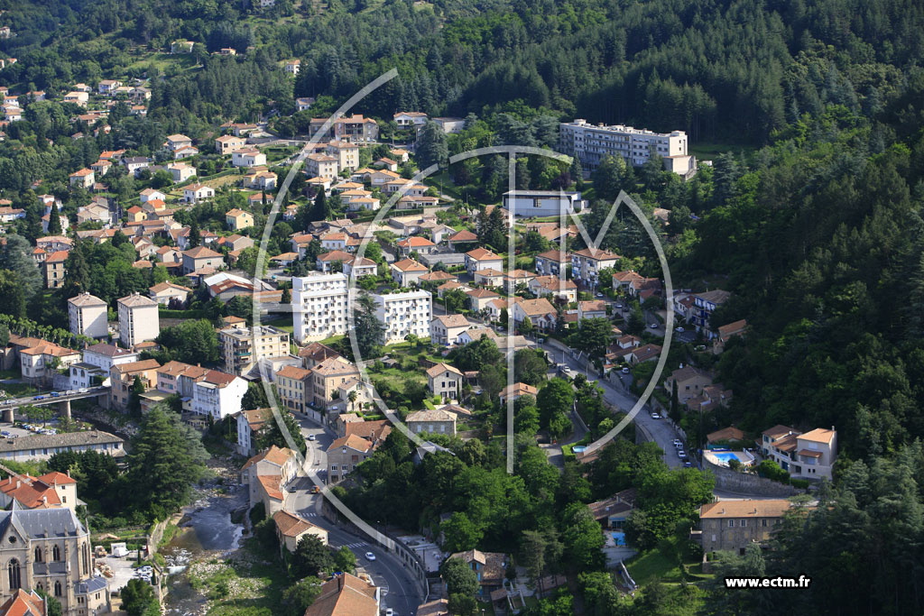 Photo arienne de Vals les Bains