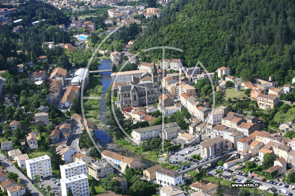 Photo arienne de Vals les Bains