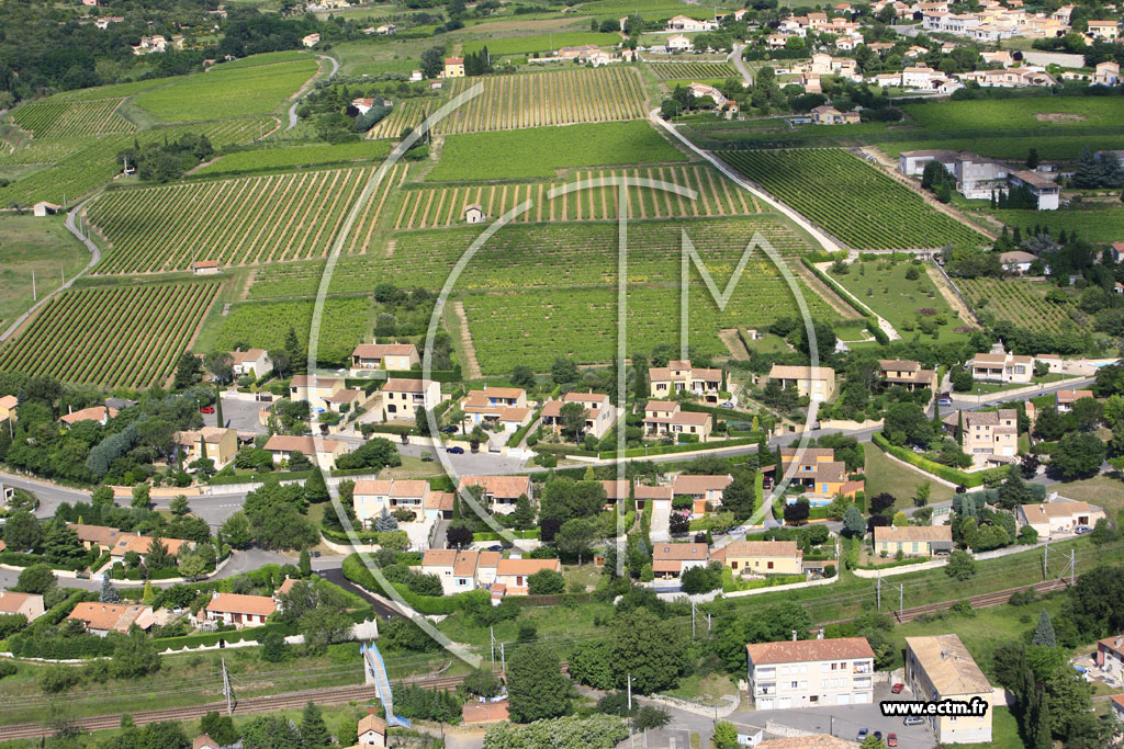 Photo arienne de Bourg Saint Andeol
