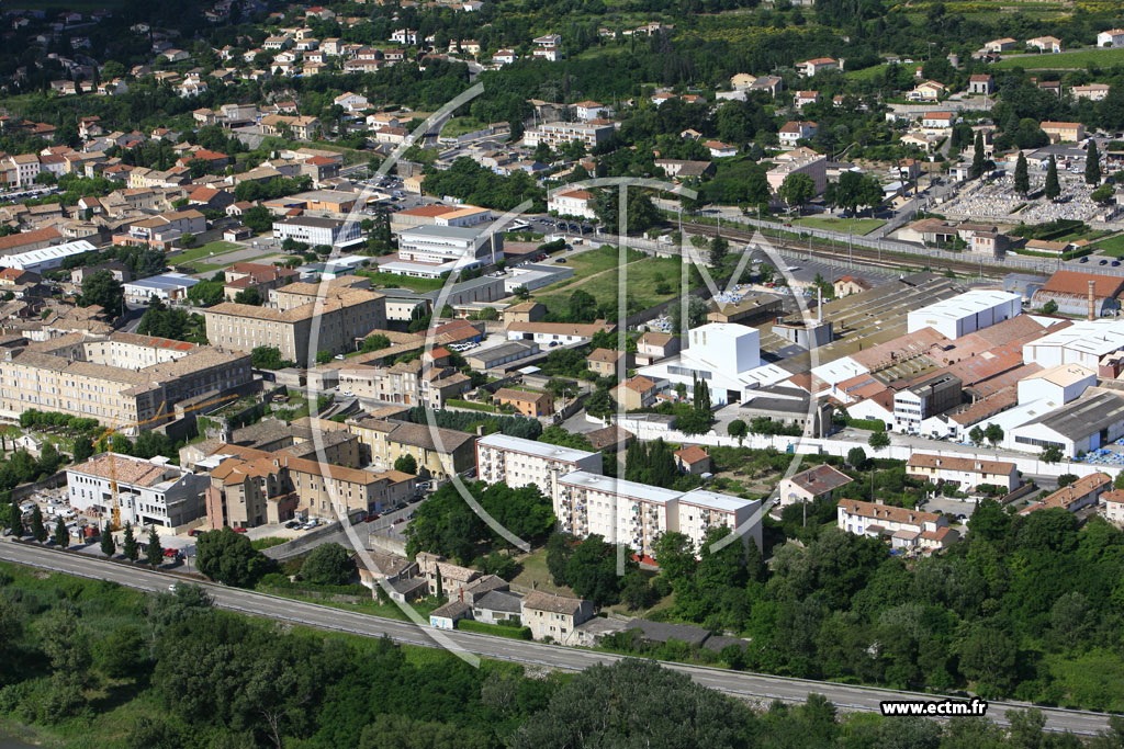 Photo arienne de Bourg Saint Andeol