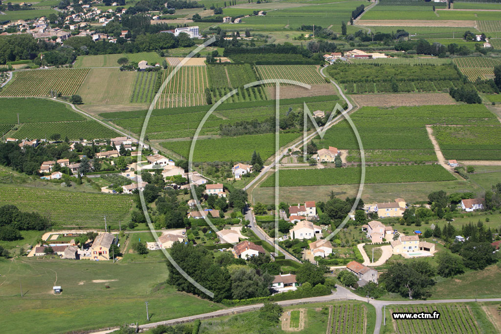 Photo arienne de Saint Paulet de Caisson