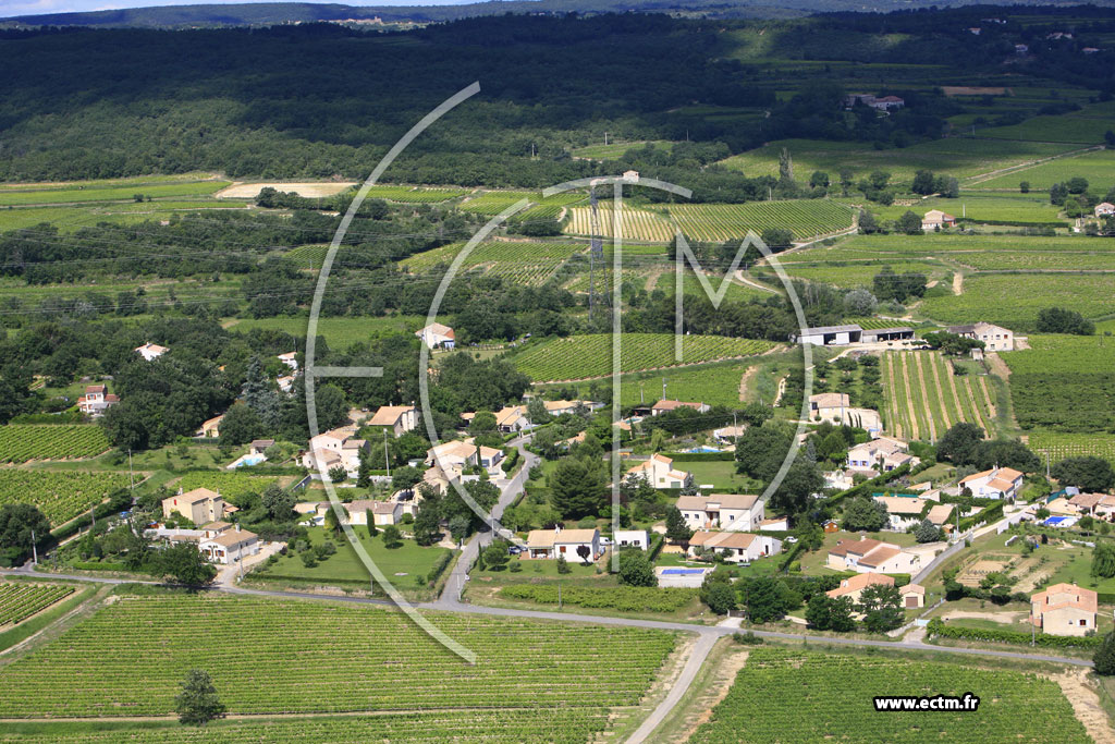 Photo arienne de Saint Paulet de Caisson