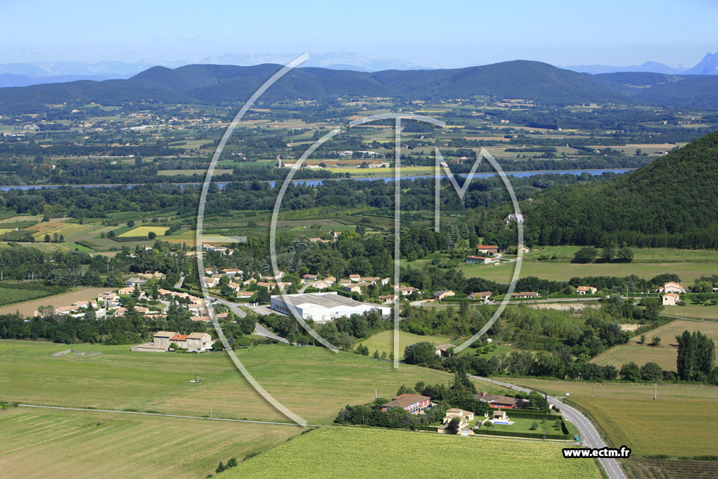 Photo arienne de Baix (la Minlerie)