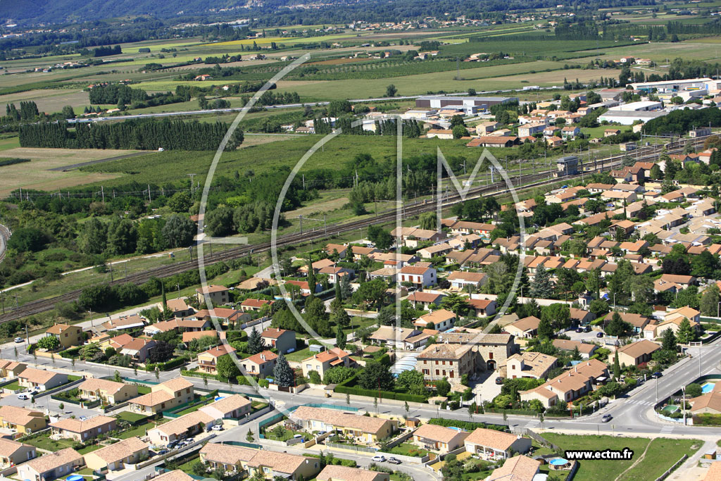 Photo arienne de Livron sur Drme