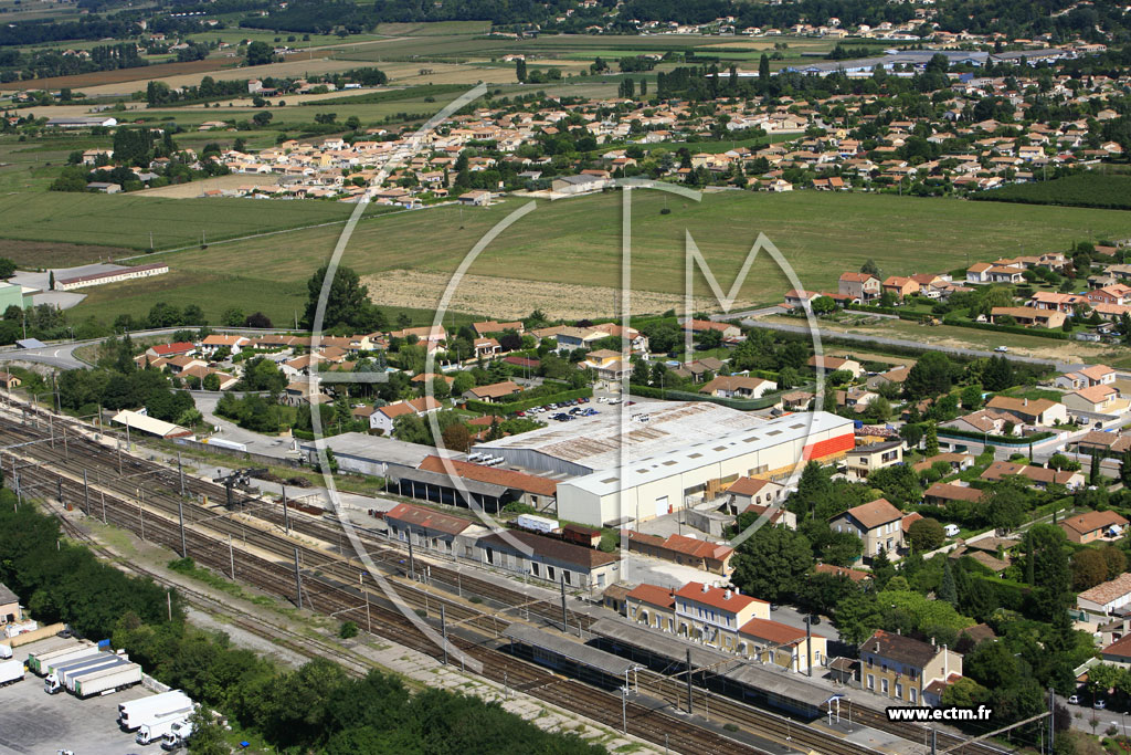 Photo arienne de Livron sur Drme