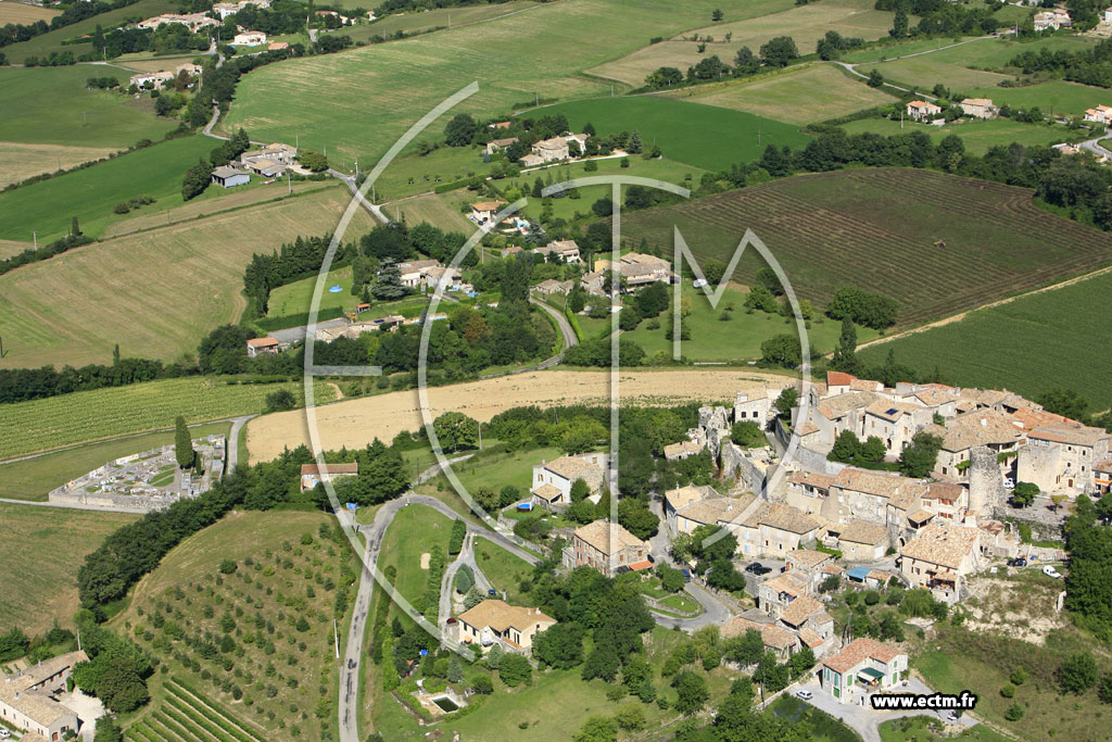Photo arienne de Saint Vincent de Barres
