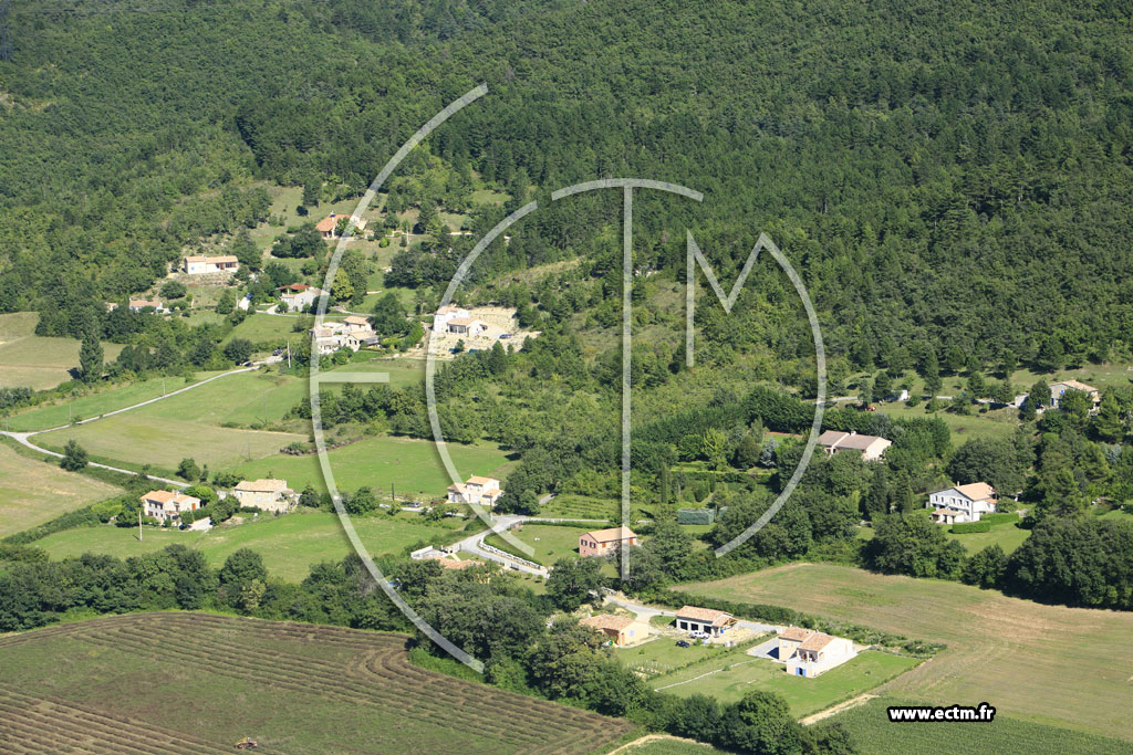 Photo arienne de Saint Vincent de Barres