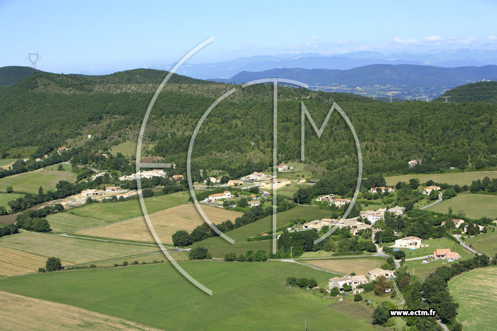 Photo arienne de Saint Vincent de Barres