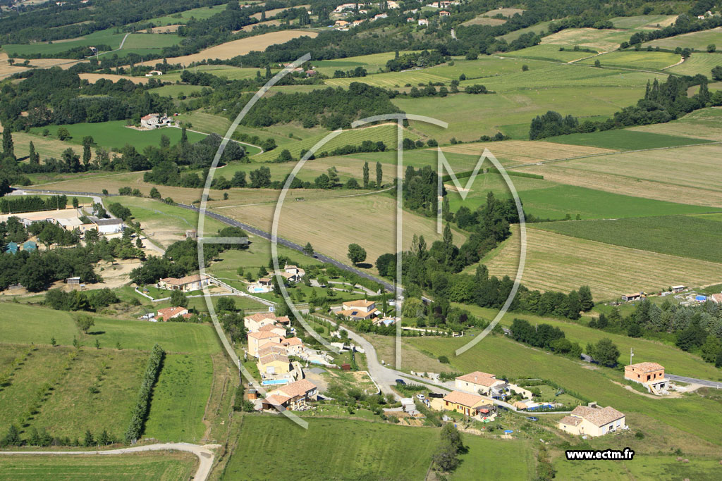 Photo arienne de Saint Vincent de Barres