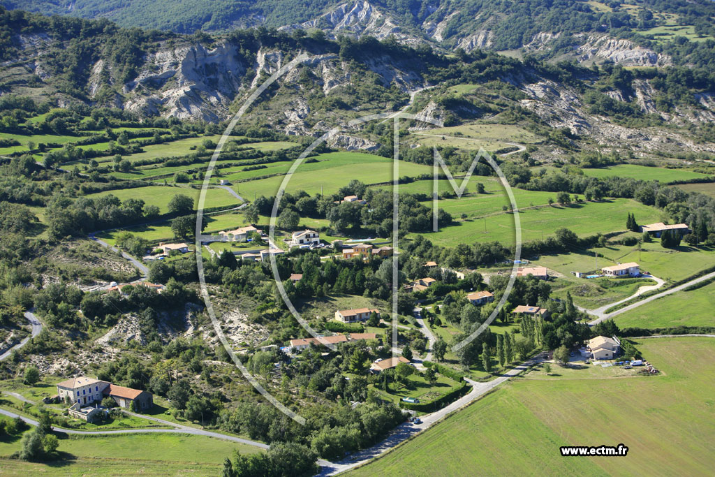 Photo arienne de Saint Vincent de Barres