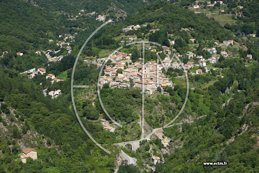 Photo arienne de Antraigues sur Volane