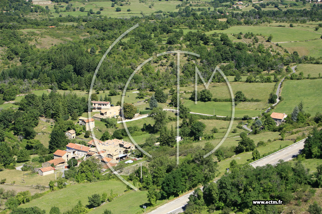 Photo arienne de Saint Etienne de Boulogne (le Pradel)