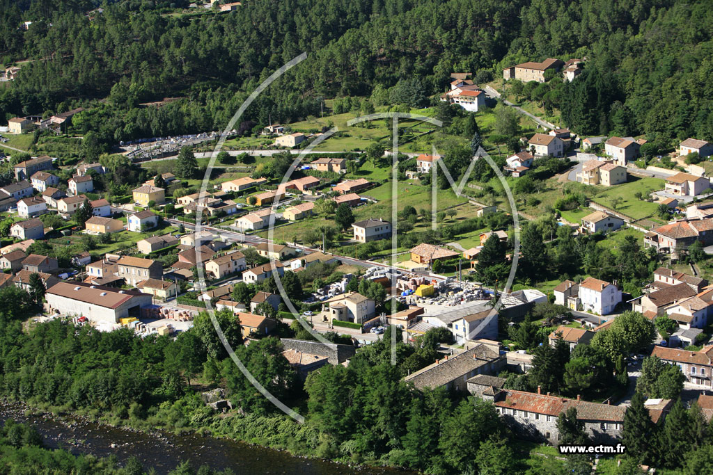 Photo arienne de Lalevade d'Ardeche