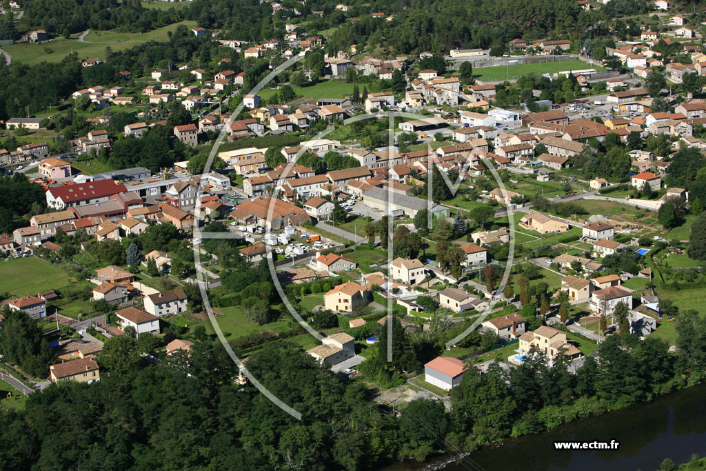 Photo arienne de Lalevade d'Ardeche