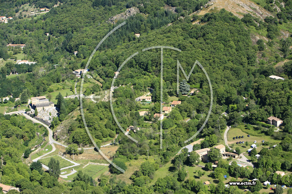Photo arienne de Montpezat sous Bauzon