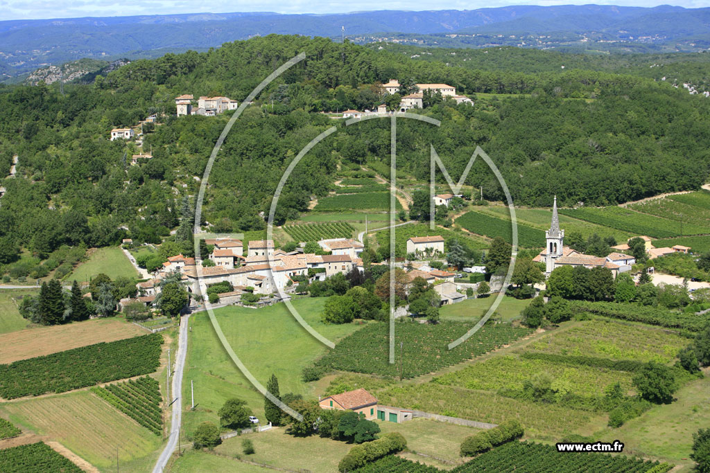 Photo arienne de Berrias et Casteljau (les Borels)