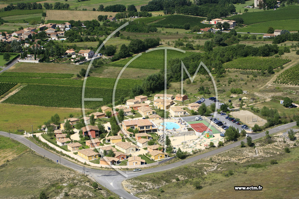 Photo arienne de Grospierres (Comps)
