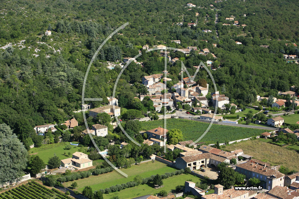 Photo arienne de Saint Alban Auriolles
