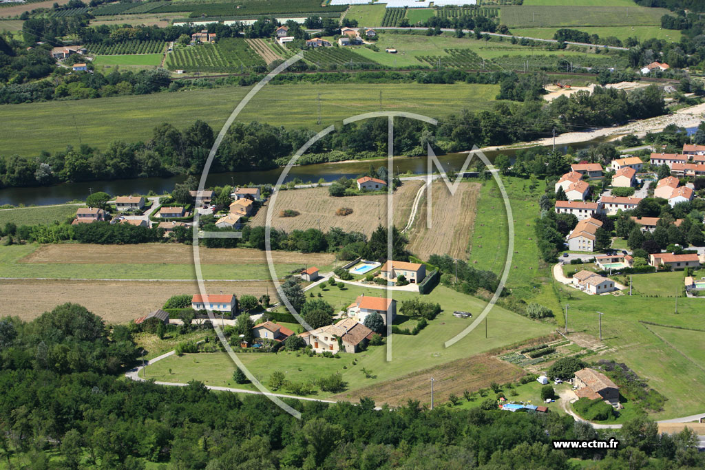 Photo arienne de Beauchastel