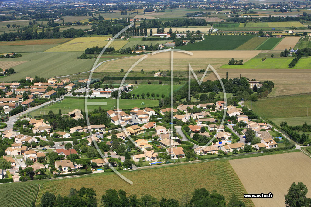 Photo arienne de Beaumont les Valence
