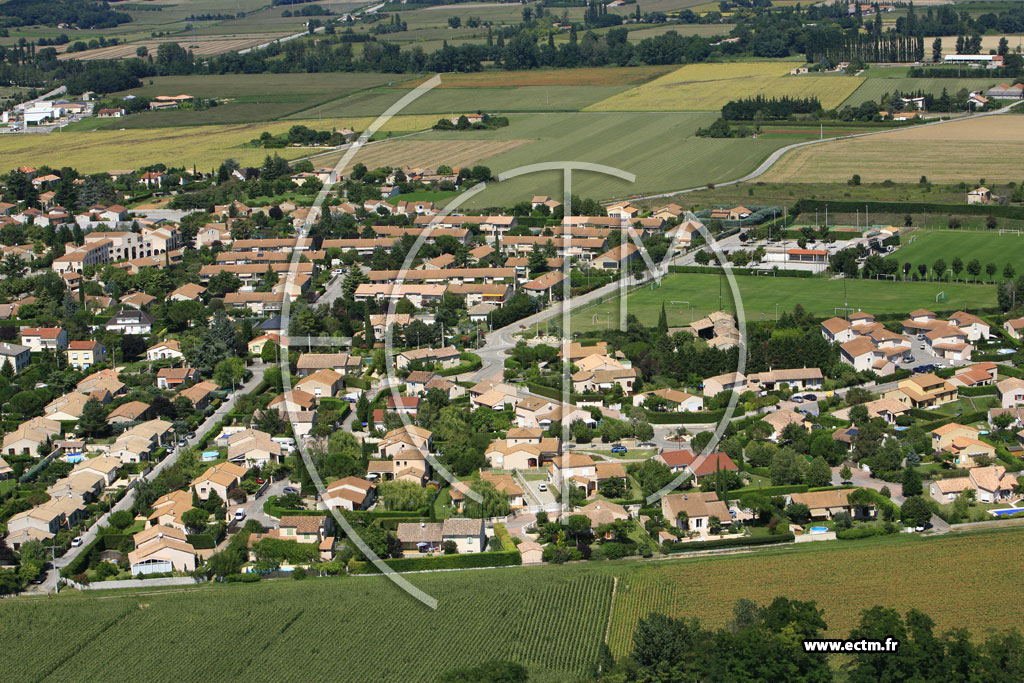 Photo arienne de Beaumont les Valence