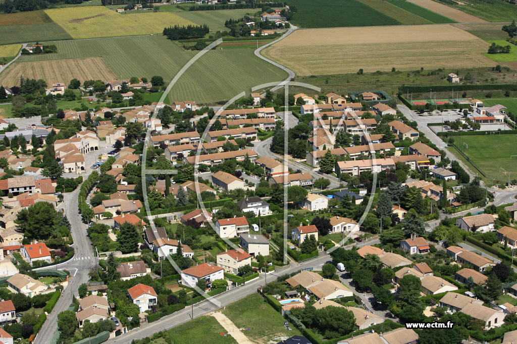 Photo arienne de Beaumont les Valence