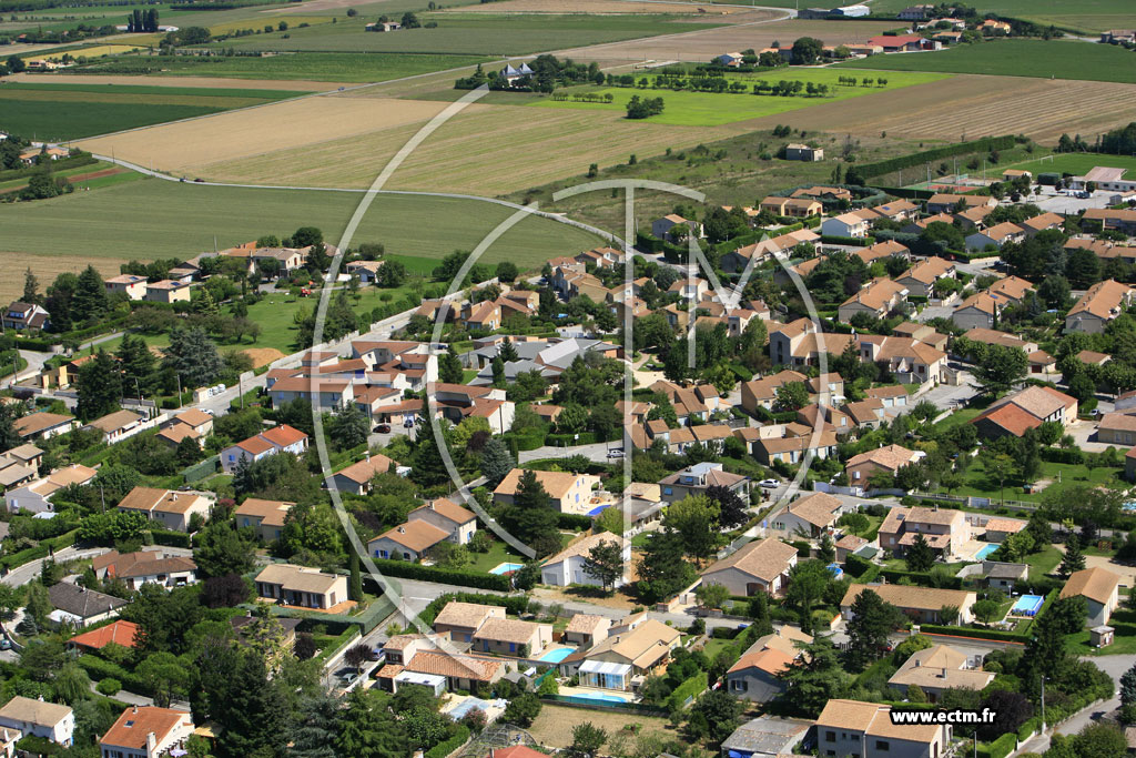 Photo arienne de Beaumont les Valence