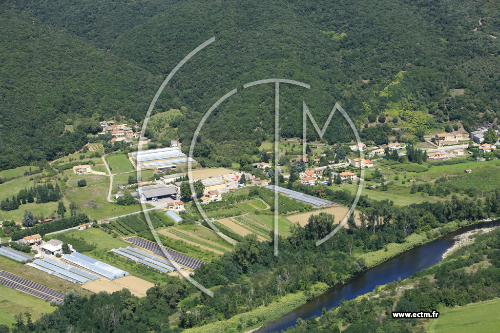 Photo arienne de Saint Laurent du Pape