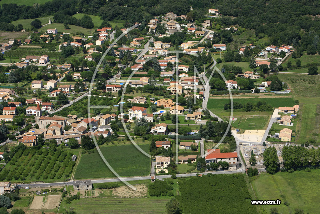 Photo arienne de Saint Laurent du Pape