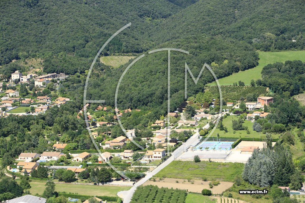 Photo arienne de Saint Laurent du Pape