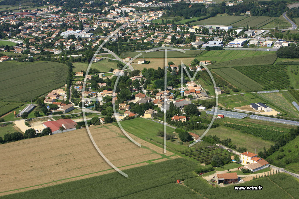 Photo arienne de Saint Marcel les Valence (les Mirabeaux)