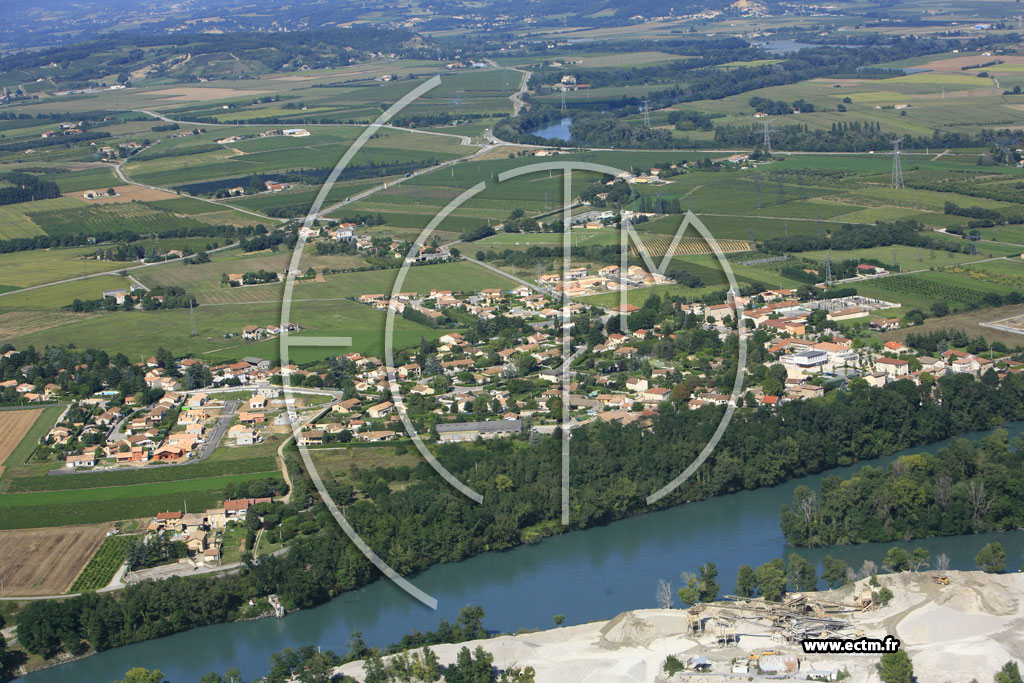 Photo arienne de Beaumont Monteux