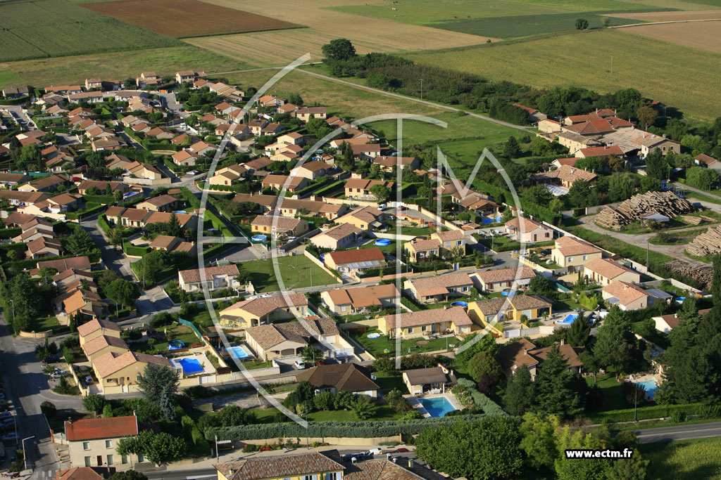 Photo arienne de Granges les Beaumont