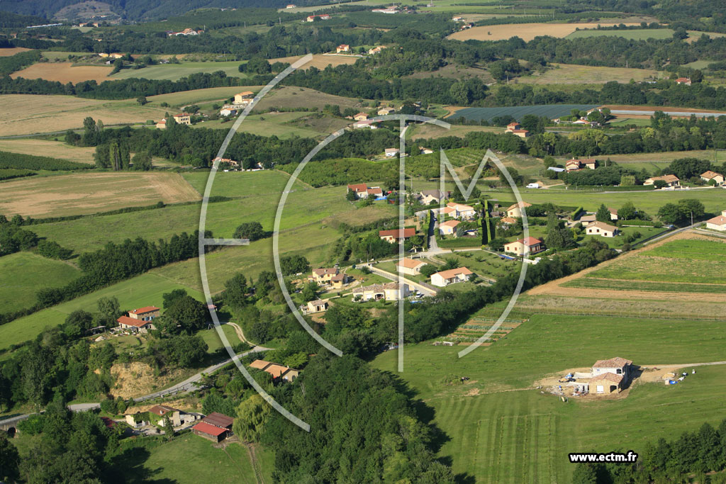 Photo arienne de Saint Donat sur l'Herbasse