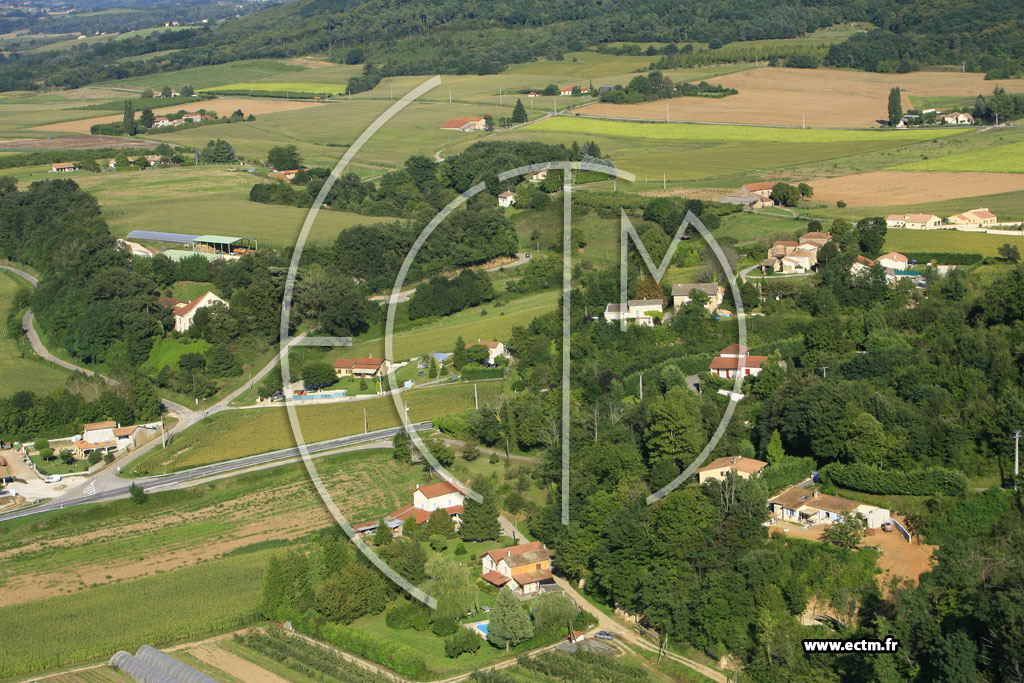 Photo arienne de Saint Donat sur l'Herbasse